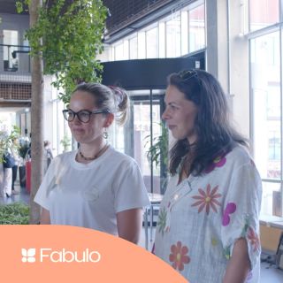 👐 4 mâini, 1 inimă și o atingere care vindecă. 💞 La Campionatul Mondial de Masaj @internationalmassageassn de la...