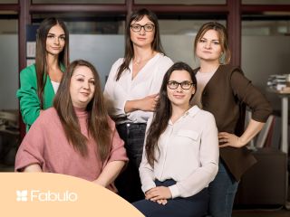 ✨ FABULO în culise – faceți cunoștință cu echipa noastră de asistență pentru clienți 📞 Laura, Zuzana, Veronika, Valika și...